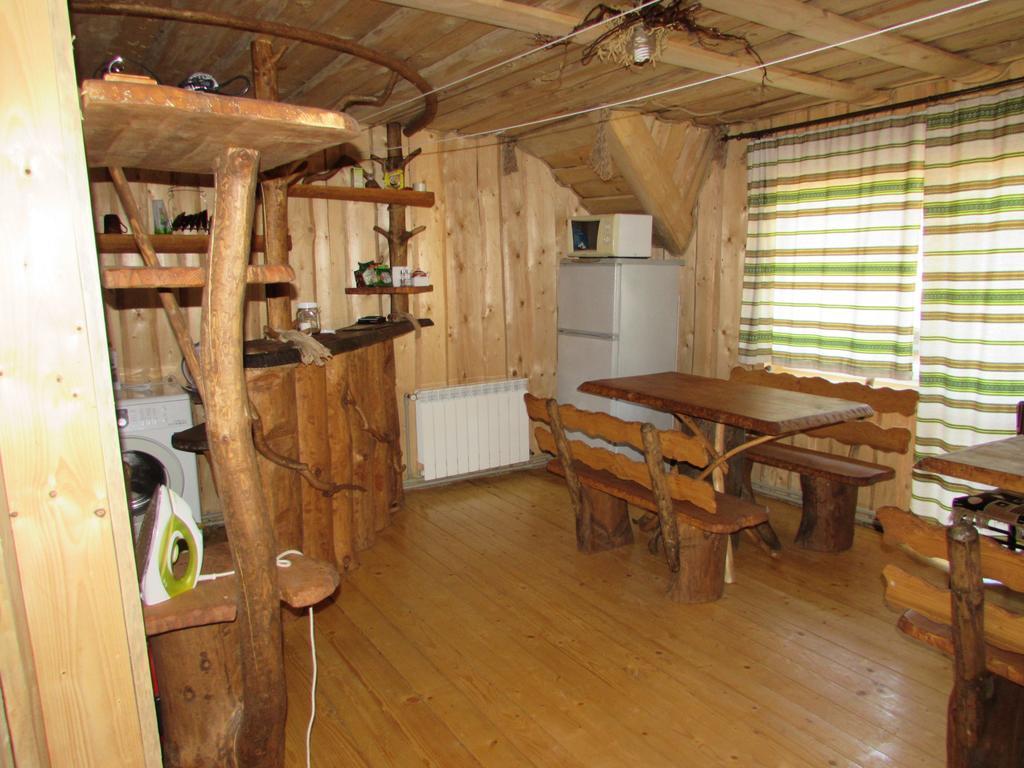 Nota Bene Mykulychyn Villa Buitenkant foto