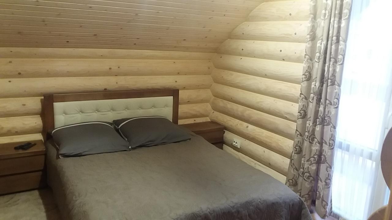 Nota Bene Mykulychyn Villa Buitenkant foto